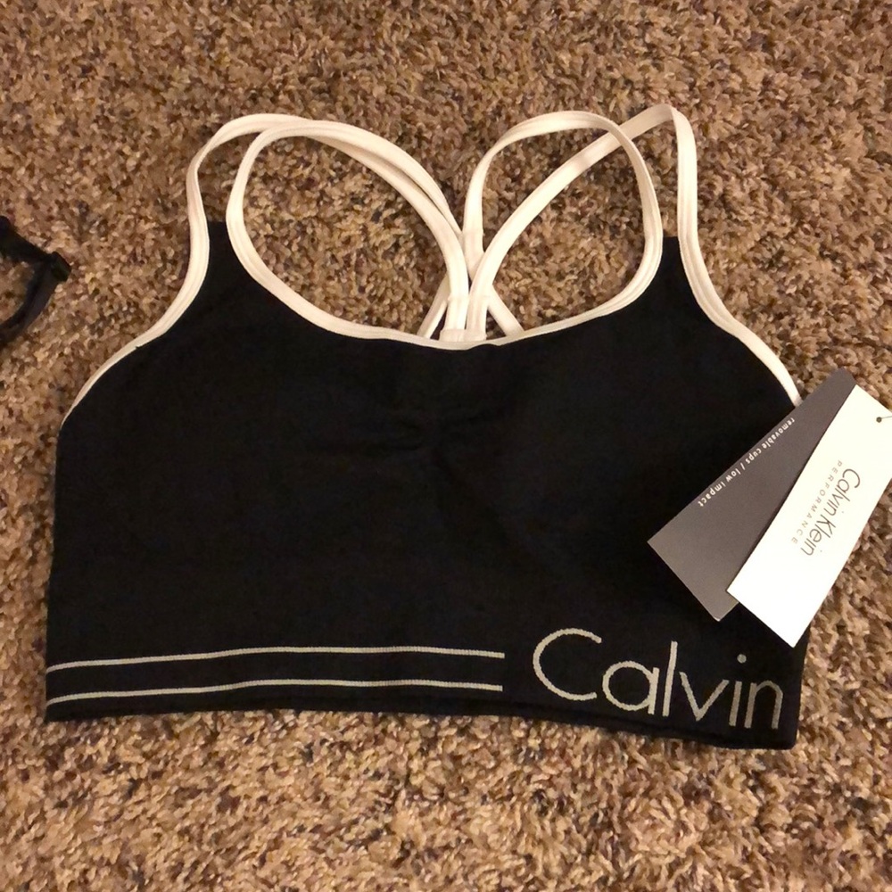 NWT Calvin Klein performance sports bra